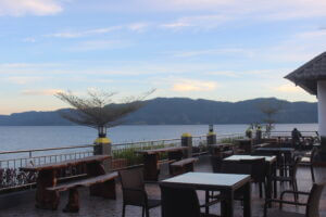 enos tour medan