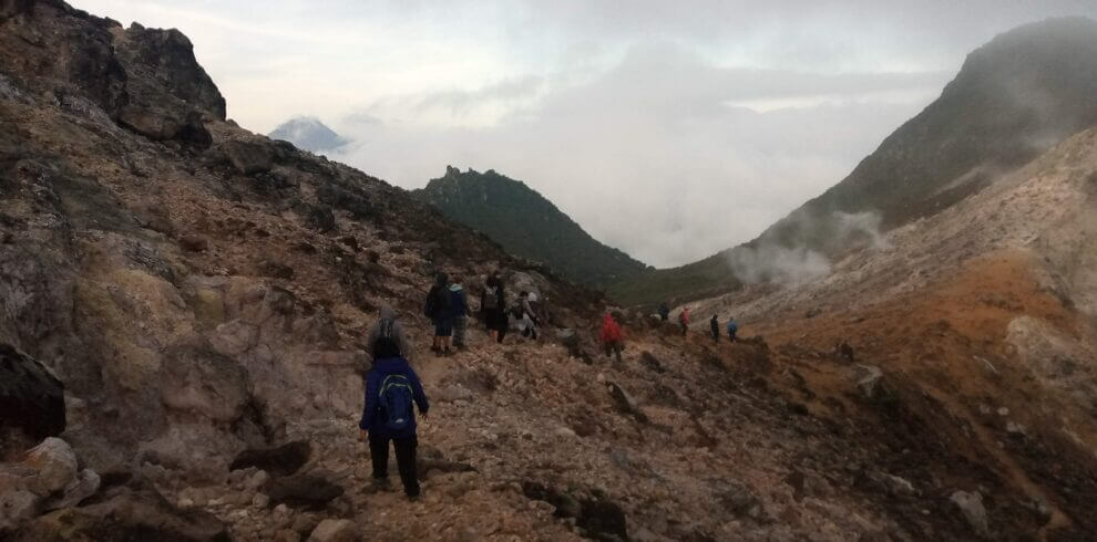 hiking sibayak volcano